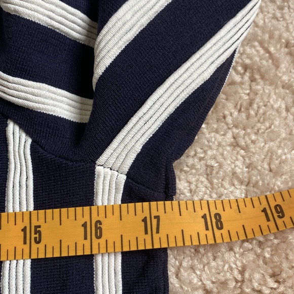 Ann Taylor top - Picture 5 of 6